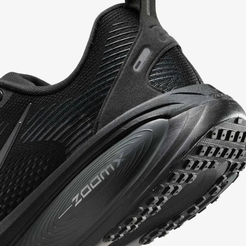 Nike Vomero 18